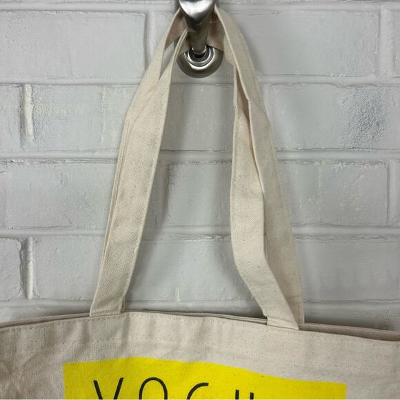 Vogue Limited Edition 2019 Double Faces Graphic Canvas Tote Bag - Picture 3 of 10